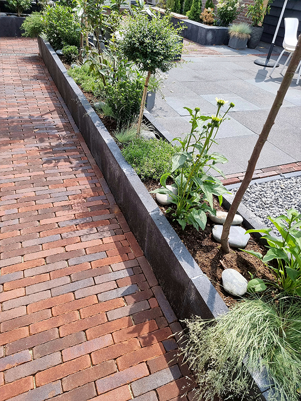 Van ontwerp tot eindresultaat - de tuin van Kimberly Van ontwerp tot eindresultaat - de tuin van Kimberly